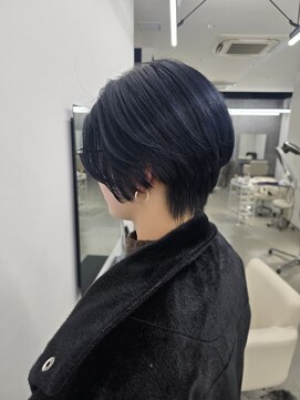 ゴットラトゥール(GOTTO LATOUR) ショートボブ/ネイビー/ブルーブラック/ブルー/ブリーチ