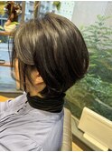 ショートボブ
