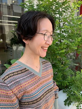 ツバメ ヘアー(TSUBAME HAIR) 簡単にスタイリングできる毛流れパーマ