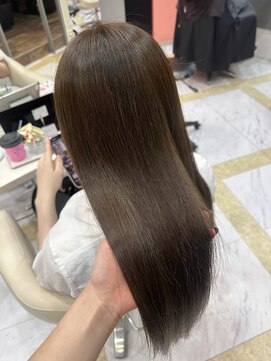 リー 梅田(Lee) ブリーチなし透け感ベージュ！