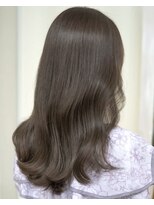 アリー 原宿 表参道(ALLY)&nbsp;ALLY宍戸【やわらかブラウンカラーで大人可愛い雰囲気に】