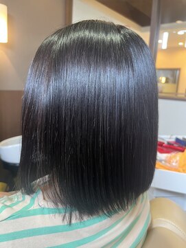 エルアスク 大人可愛いショートボブスタイル大人ボブ30代40代50代60代