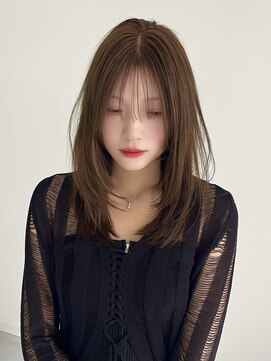 ミディアムレイヤー結べるレイヤーブリーチなしヘーゼルベージュ