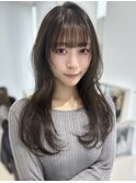 ロングレイヤーオリーブカラー顔周りレイヤーカット