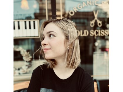 ヘアーワークス ゴールドシザーズ(HAIR WORKS GOLD SCISSORS)の写真