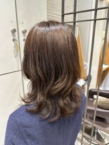 ヴァネッサ(VANESSA)&nbsp;20代30代40代くびれミディアムレイヤー鶴見渡辺りん