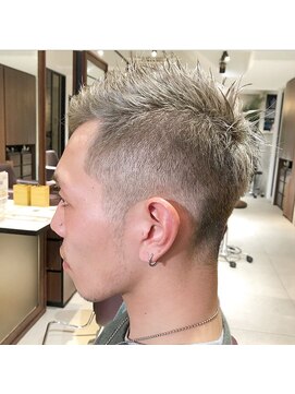 アイフィール アヴェダ 瑞江店(i feel AVEDA) ベリーショートの刈り上げスタイル