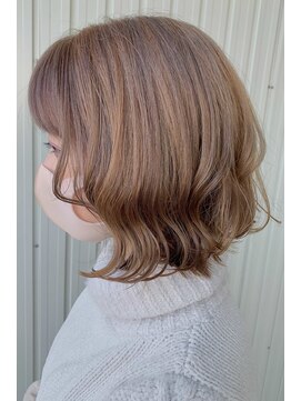 バルス(BLS) ふるふわボブ×透明感あふれる柔らかなベージュカラー【藤枝】