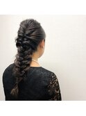 編みおろしヘアアレンジ