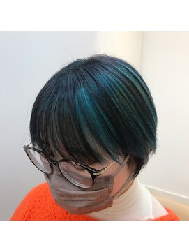 ヘアーサロンデフォーエバー(hairsalon de Forever) 【コンパクトショート●ミルフィーユカラーターコイズ】