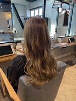 リタセカンド(Lita second)&nbsp;【イルミナカラー】グレージュカラー/ゆるふわ巻き/ハイトーン