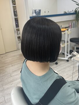 アルターシェリー(aL-ter che'rie) ぱっつんボブ/マチルダボブ/ピンクベージュ/ウルフ 新籾