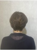 癖を活かしたくびれショート