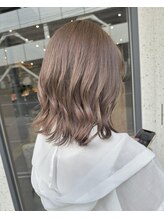 ブロンド 町田(BLONDE) ニュアンスカラー_グレーベージュ_ハイトーンカラー