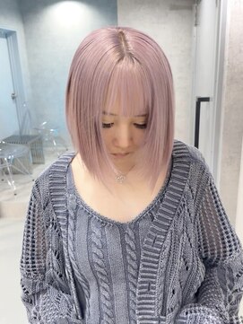 シー(shii..) 《shii..》#ホワイトピンク#ハイトーンカラー