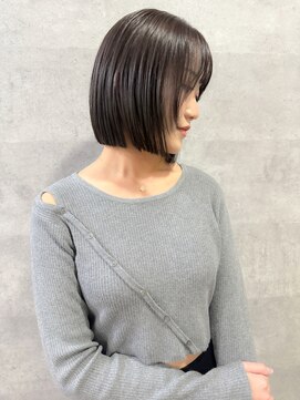 グロウバイニューヨークニューヨーク(Grow by NYNY) 【打越】ミディアム×切りっぱなし×顔まわりレイヤー