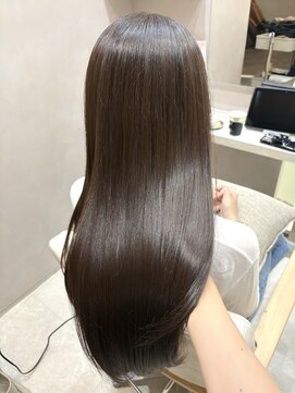 ジーナ 本八幡(Zina) アッシュブラウン×髪質改善トリートメント[Zina Haruna]