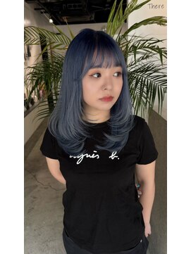 キング 心斎橋店(K!ng) ハイライトカラーミルクティーベージュレイヤーカット