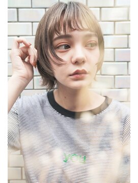 カライング(ing) 大人可愛い20代30代40代黒髪前下がりひし形小顔ウルフボブ