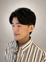 ニーイチイチ(211)&nbsp;メンズセンターパート/ニュアンスパーマ