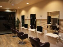 シーク ヘア(SEEK HAIR)の雰囲気（TVを見ながらゆったりと過ごせる）