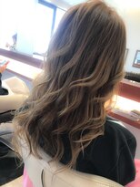 マーリャヘアー(mallia hair)&nbsp;マーリャカラーミルクティーホワイトアッシュ