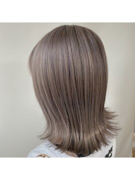 レガシーヘアーデザイン(Legacy hair design) 透明感グレー