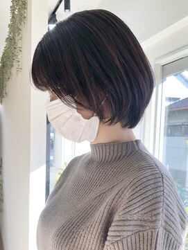 ヴィノバ(benova) 白髪も楽しむケアカラーでボブショート【塚口/武庫之荘/伊丹】