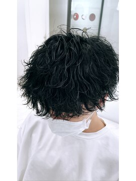 ワン 横浜(ONE005) 波巻きスパイラルパーマ