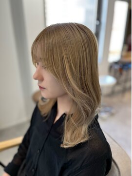 カルゥグラッシー(KALOU glassi) 透明感ハイトーンベージュ