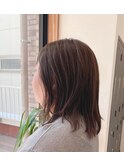オリーブベージュ