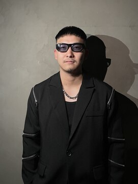 レマン バイ ノイル(Les Mains by Noil) クロップ×スキンフェード