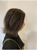 人気の切りっぱなしバレイヤージュカラー