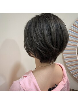 オズギュルヘア(Ozgur hair) 前髪あり×ショート