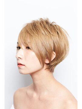ヘア デザイン リスク(HAIR DESIGN RISK) 【RISK 高橋勇太】金髪でシルエットが完璧な束感ベリーショート