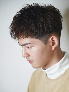 アルファ 新宿(alpha) サーフカール/ 刈り上げセンターパート/ブルーブラック[新宿駅]