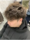 スパイラルパーマツイストパーマアップバング短髪メッシュ