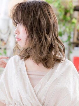 カバーヘアアンドスパ ブリス 浦和(COVER HAIR&SPA bliss) 斜めバング大人ハイライト外国人風ウェーブc5浦和20代30代40代