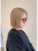 ナチュラルブロンドボブダブルカラー冬カラー透明感ブリーチ