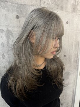 メゾン 心斎橋店(Maison) シルバーカラー/レイヤーカット