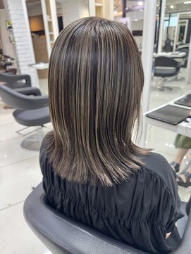 アッシュ 吉祥寺店(Ash) 白髪のお悩み／バレイヤージュ/レイヤーカット