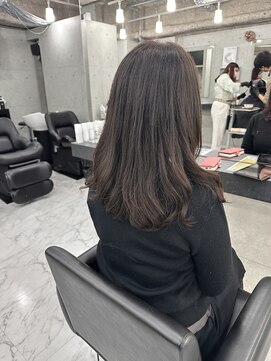 エンディアリング 東銀座(Endearing) レイヤーカット/イメチェン/ホワイトブロンド/シャドウレイヤー