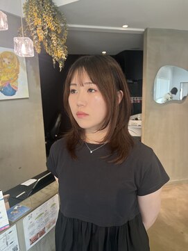 ファンファンバイルー 岐阜(fan fun by Rooo) ミディアムハッシュカット