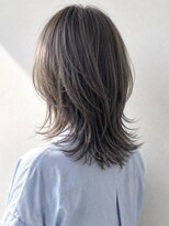 ヘイ 松本店(HEY)&nbsp;【HEY 松本】外ハネミディウルフ×スモーキーグレージュ