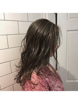 ホーミートウキョウ(HOMIE TOKYO) 渋谷 イルミナカラー×ケアブリーチ×ハイライト×TOKIO