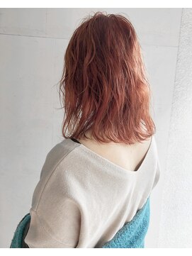 ヘアーアンドアトリエ マール(Hair&Atelier Marl) 【Marl】ピンクオレンジカラーの波巻きセミディ♪