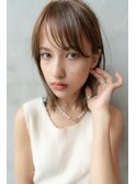 フェザーバングカーキグレージュ大人かわいいマッシュショート