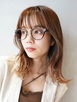 20代30代小顔ひし形大人かわいいウルフミディアムレイヤー