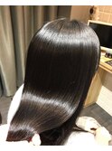 潤いまとまる艶髪大人きれい美髪ストレート【カミケンガレリア】
