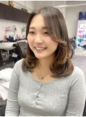 韓国風/垢抜けヘア/ミディアムボブ/レイヤー/ゆる巻き